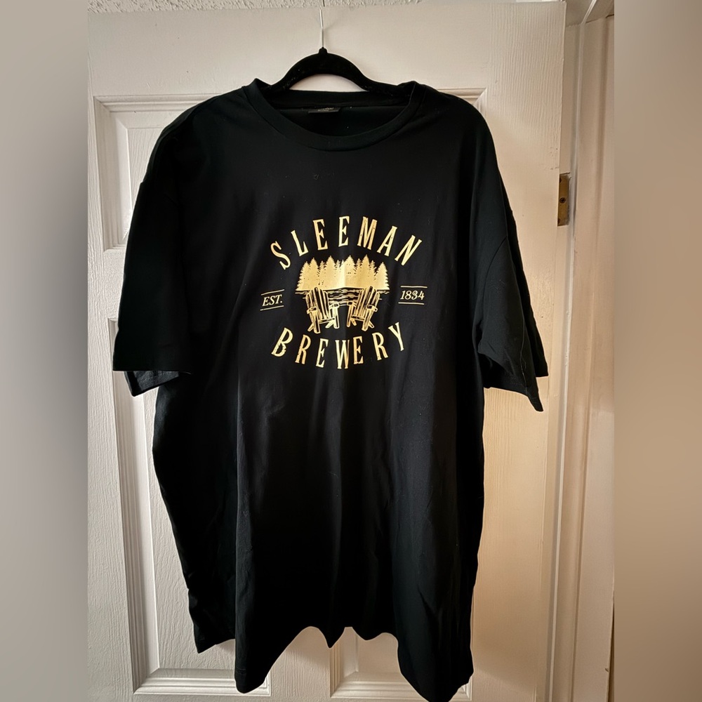 Sleeman Brewery Black T-Shirt